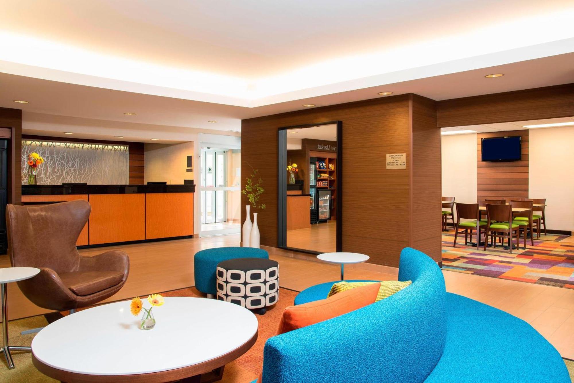 Fairfield Inn & Suites By Marriott Bloomington Dış mekan fotoğraf