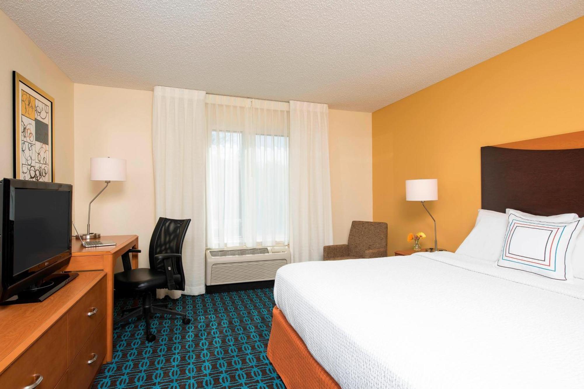 Fairfield Inn & Suites By Marriott Bloomington Dış mekan fotoğraf