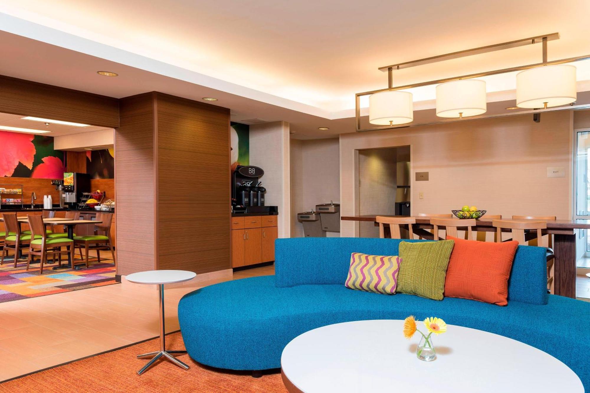 Fairfield Inn & Suites By Marriott Bloomington Dış mekan fotoğraf